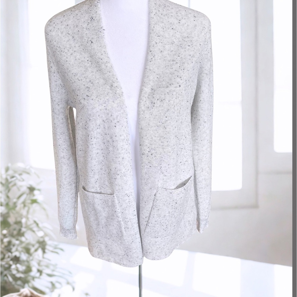 Verve Ami Speckled Gray Open Cardigan